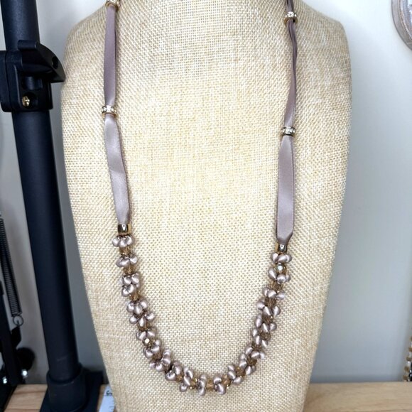Ann Taylor Factory Ribbon Knotted Cluster Necklace NWT - Picture 1 of 11